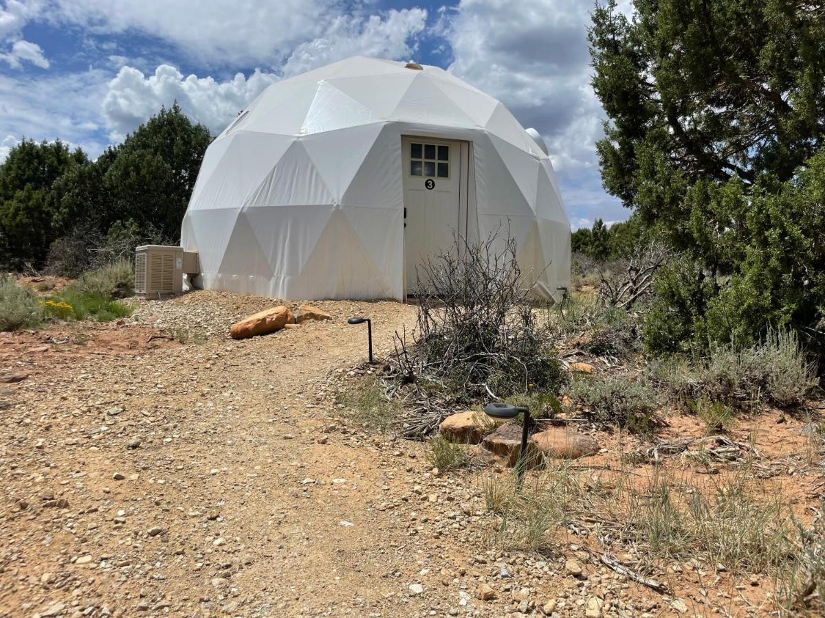 Hotel Blue Mountain Domes - The Wow Experience Monticello Exterior foto