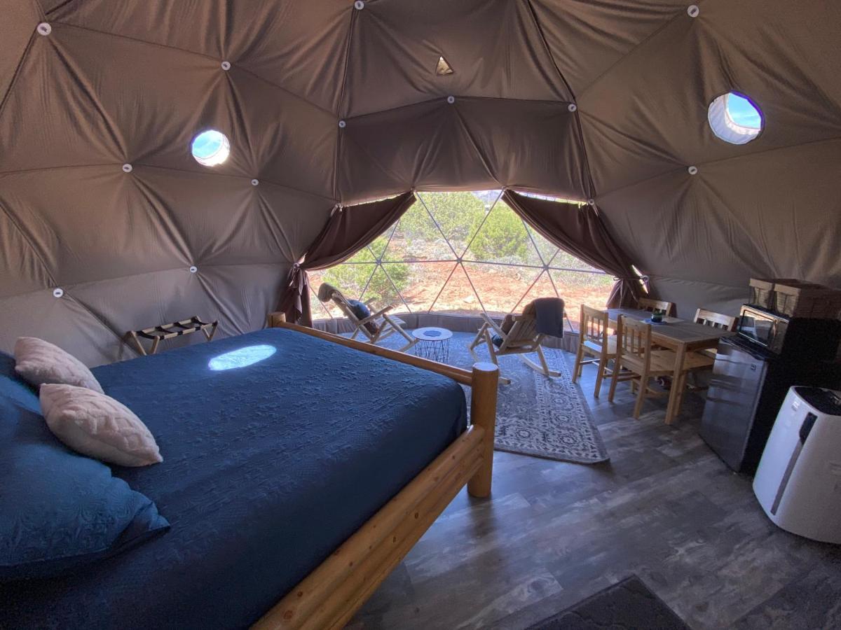 Hotel Blue Mountain Domes - The Wow Experience Monticello Exterior foto